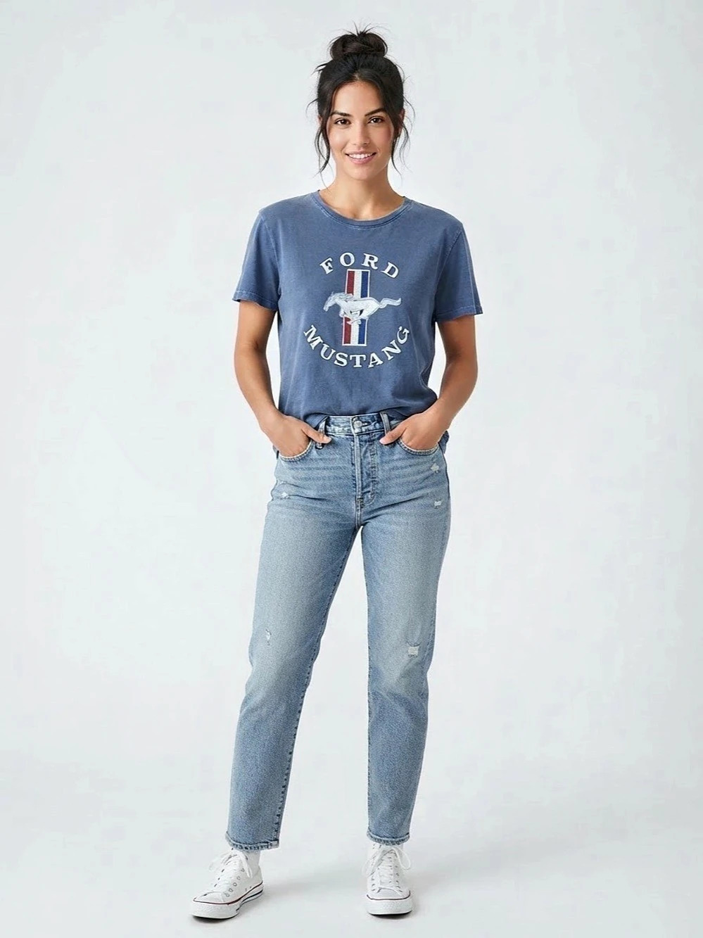 Lucky Brand Ford Mustang Vintage Washed Blue Graphic Crewneck Tee Size M Vintage